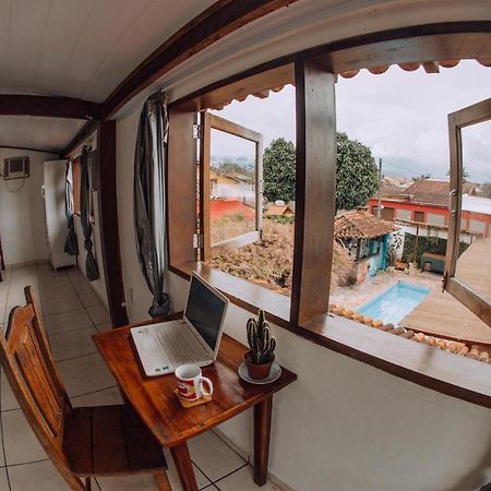 Carpe Diem Hostel & Pousada Araquari Eksteriør bilde
